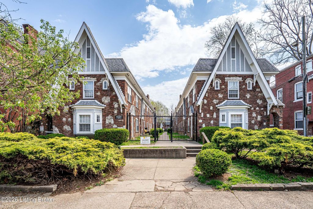 Photo of 1251 S Brook St, Louisville, KY 40203 (MLS # 1713850)