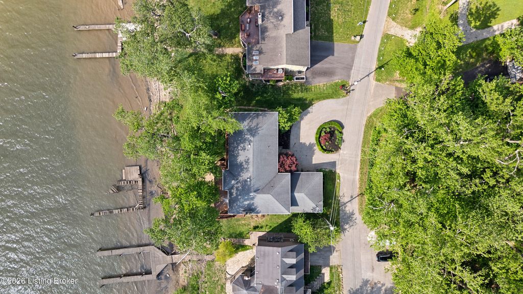 Photo of 3102 Belknap Beach Rd, Prospect, KY 40059 (MLS # 1715568)