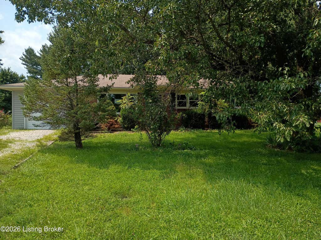 Photo of 845 Bleemel Ln, Mt Washington, KY 40047 (MLS # 1725955)
