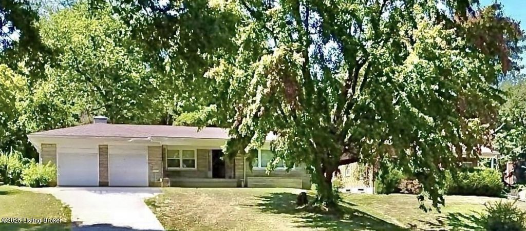 Photo of 6810 Homestead Dr, Louisville, KY 40214 (MLS # 1704602)