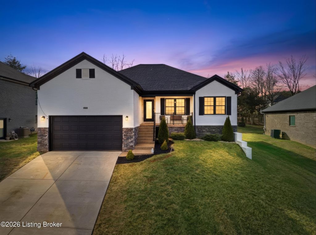 Photo of 265 Bluff'S Edge Dr, Mt Washington, KY 40047 (MLS # 1709428)