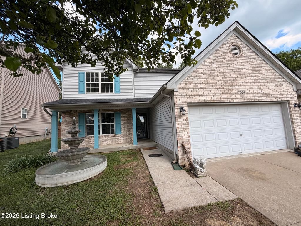 Photo of 7001 Woodhaven Place Dr, Louisville, KY 40228 (MLS # 1716139)