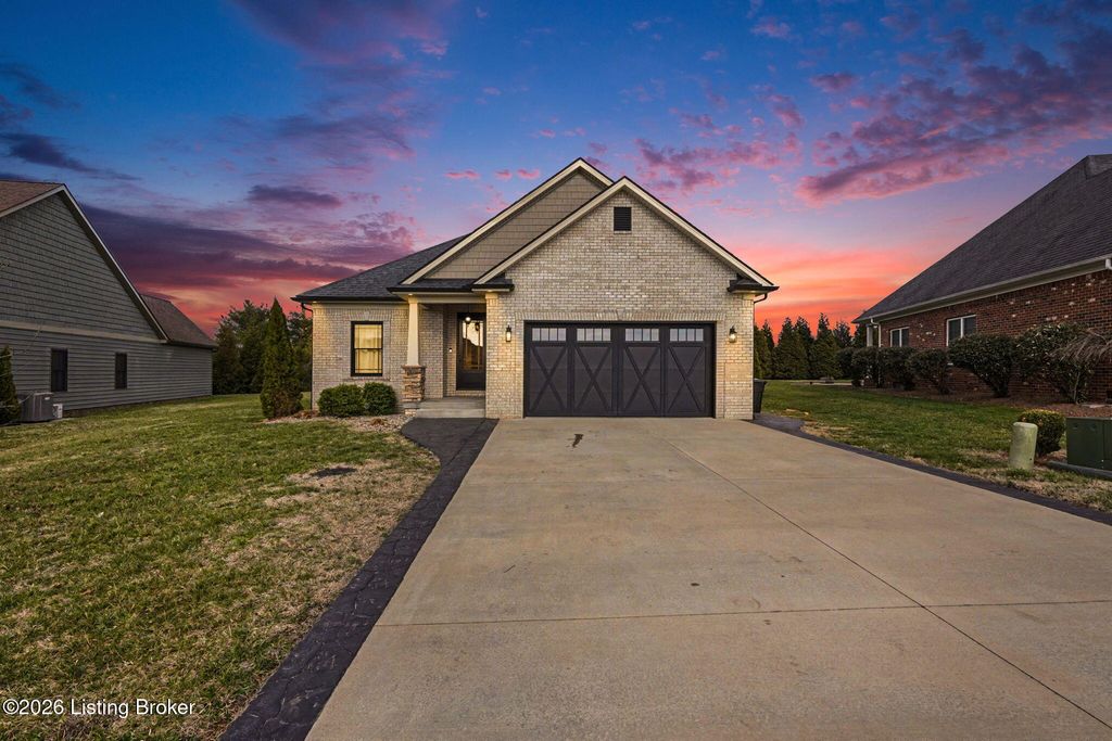 Photo of 151 Remington Dr, Bardstown, KY 40004 (MLS # 1714297)