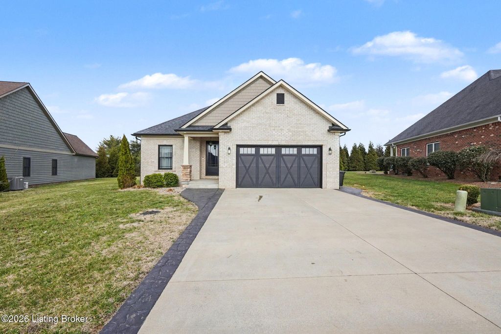 Photo of 151 Remington Dr, Bardstown, KY 40004 (MLS # 1714297)