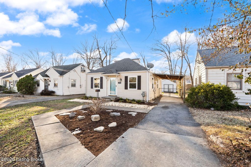 Photo of 314 Freeman Ave, Louisville, KY 40214 (MLS # 1707462)