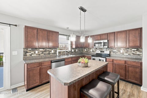 Tiny photo for 284 Saint Regis Dr, Shelbyville, KY 40065 (MLS # 1729378)