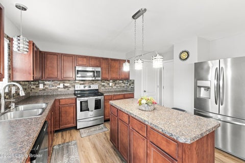 Tiny photo for 284 Saint Regis Dr, Shelbyville, KY 40065 (MLS # 1729378)