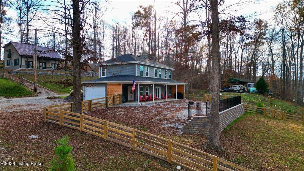 Photo of 268 Maywood Dr, Leitchfield, KY 42754 (MLS # 1706031)