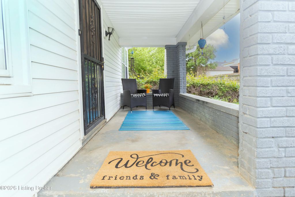 Photo of 1926 Rear Wrocklage Ave, Louisville, KY 40205 (MLS # 1715390)