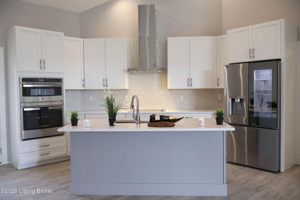 Photo of 6619 Heritage Hills Dr, Crestwood, KY 40014 (MLS # 1713652)