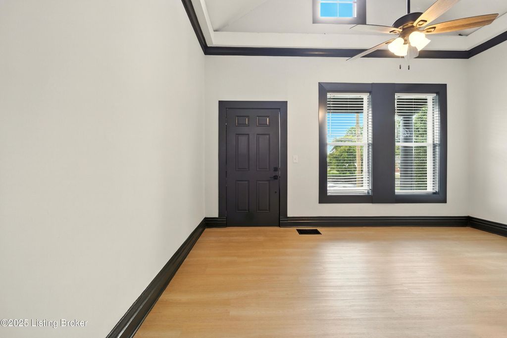 Photo of 1819 S Preston St, Louisville, KY 40217 (MLS # 1706496)