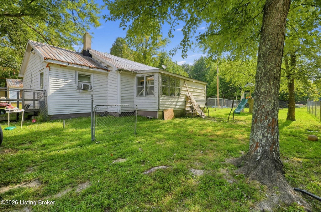 Photo of 181 Lotus Rd, Coxs Creek, KY 40013 (MLS # 1729077)