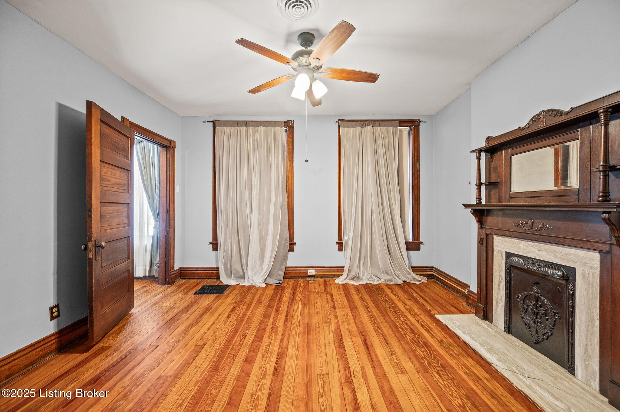 1102 S Brook St, Louisville, Kentucky image 35