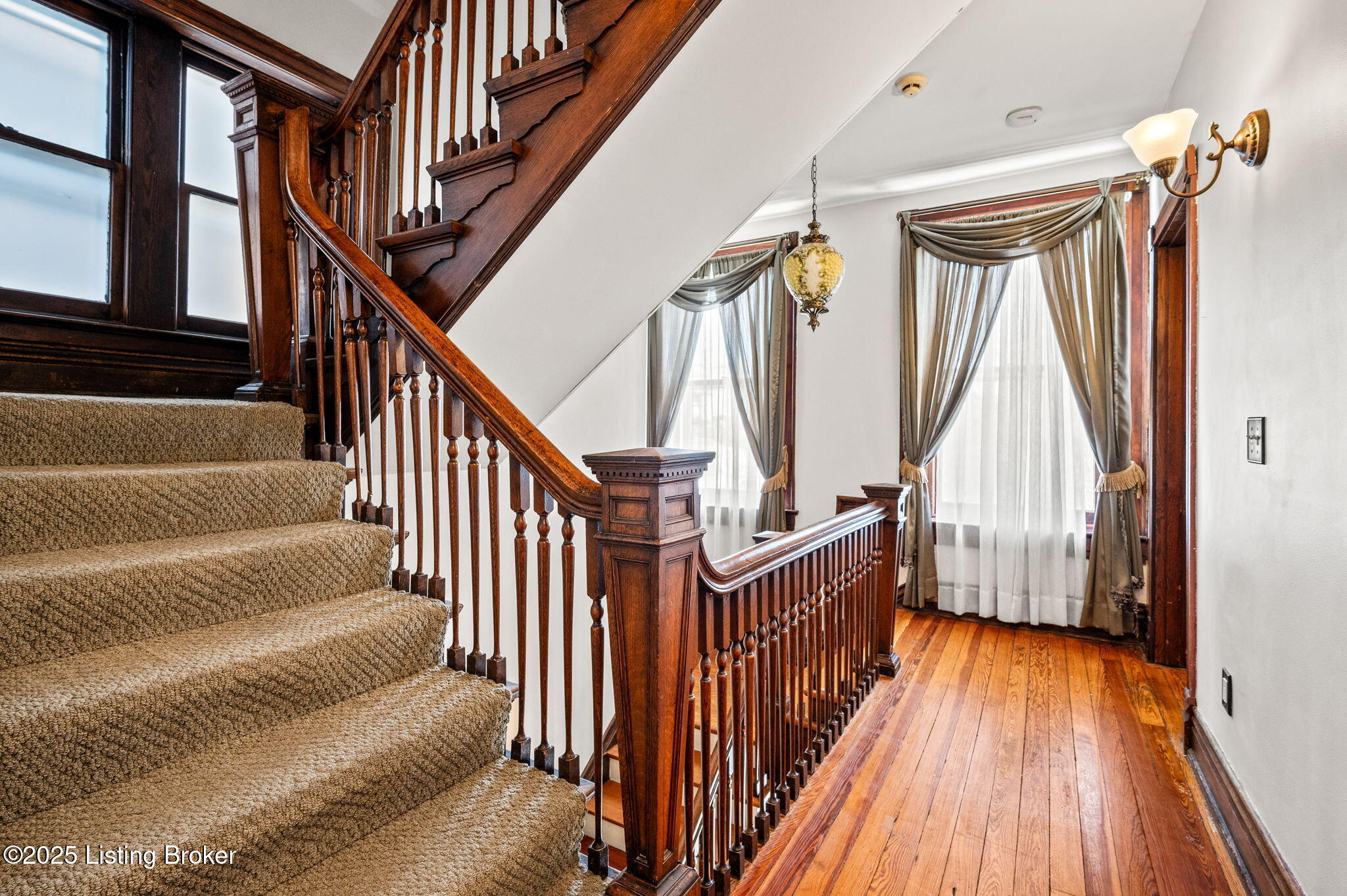 1102 S Brook St, Louisville, Kentucky image 42