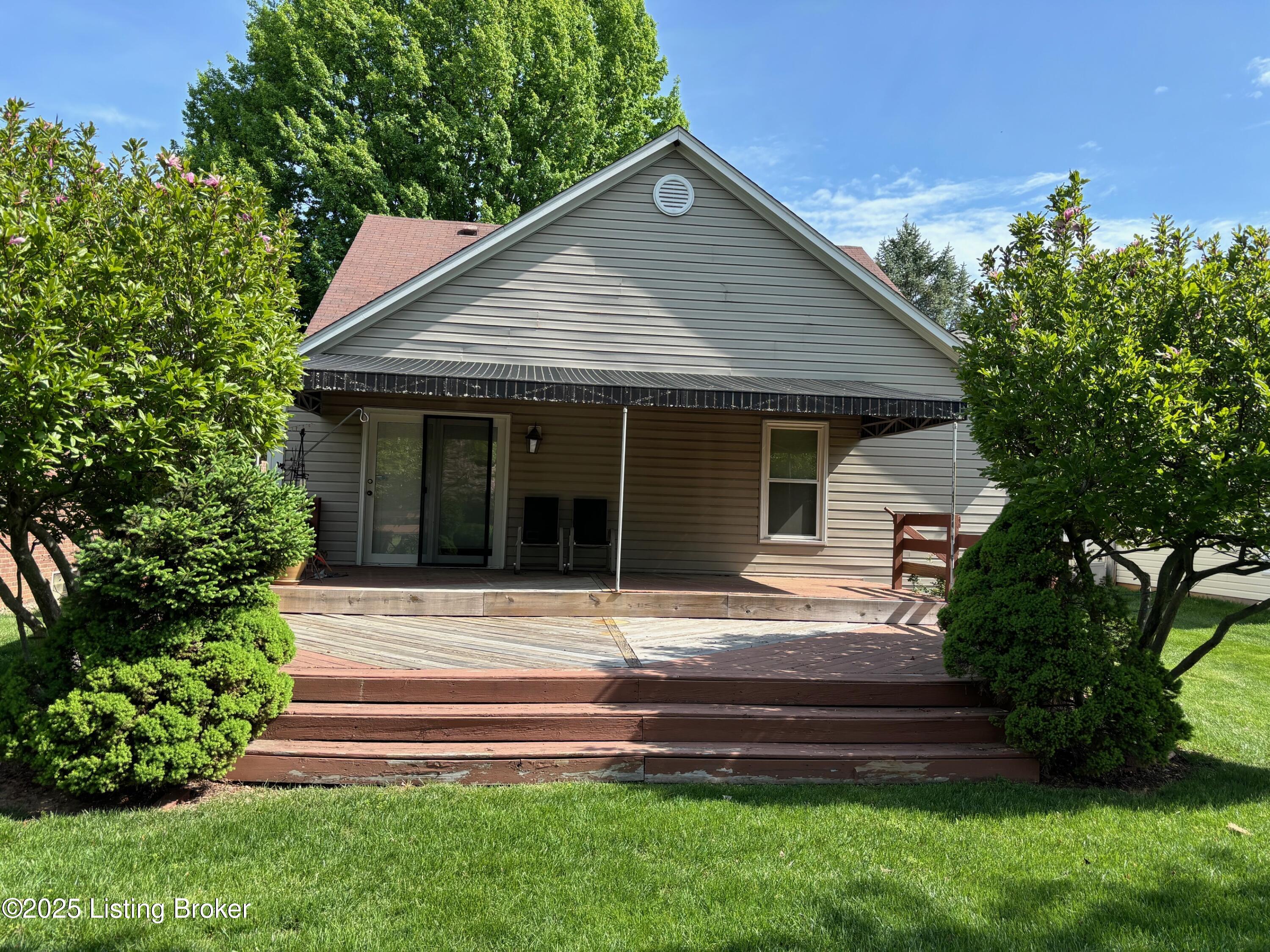 10922 Fairway Pointe Dr, Louisville, Pennsylvania image 9