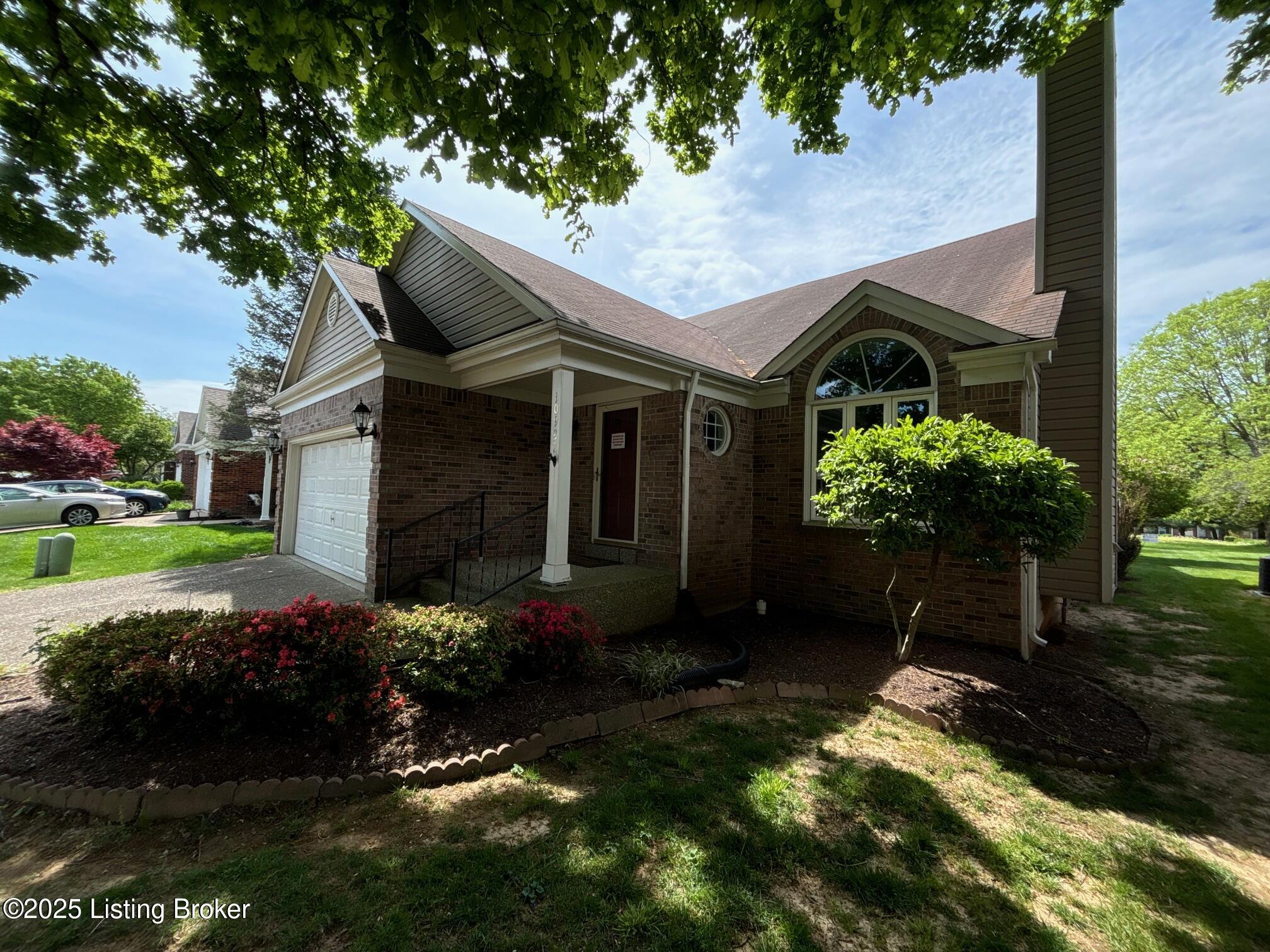 10922 Fairway Pointe Dr, Louisville, Pennsylvania image 3