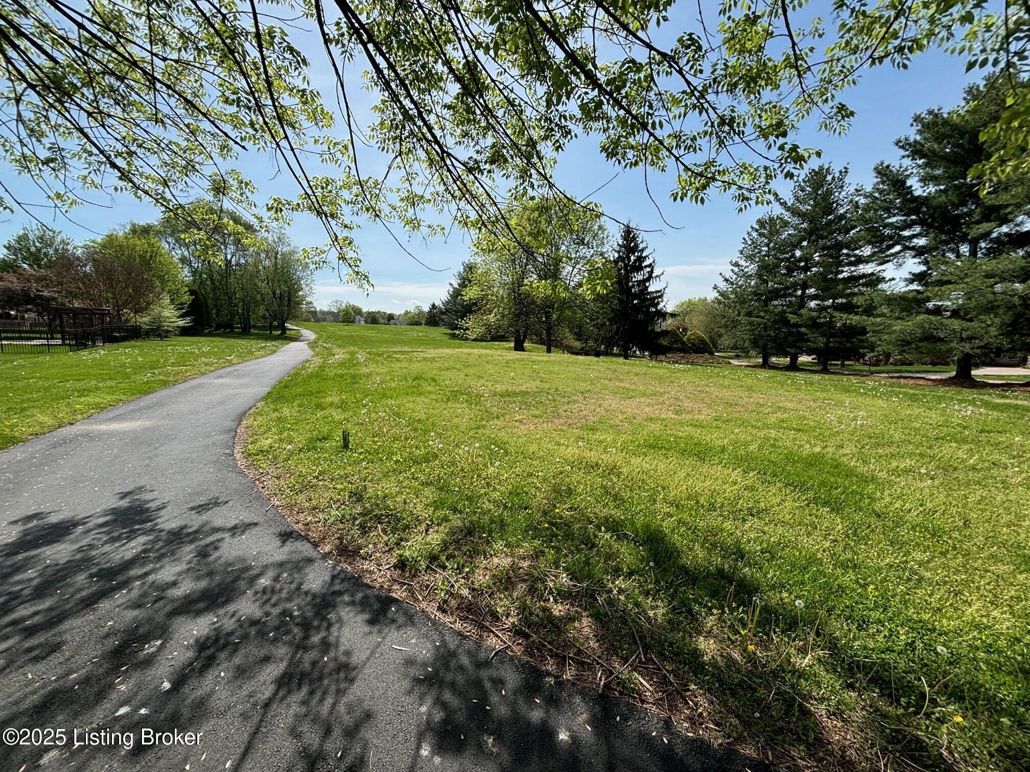 10922 Fairway Pointe Dr, Louisville, Pennsylvania image 20