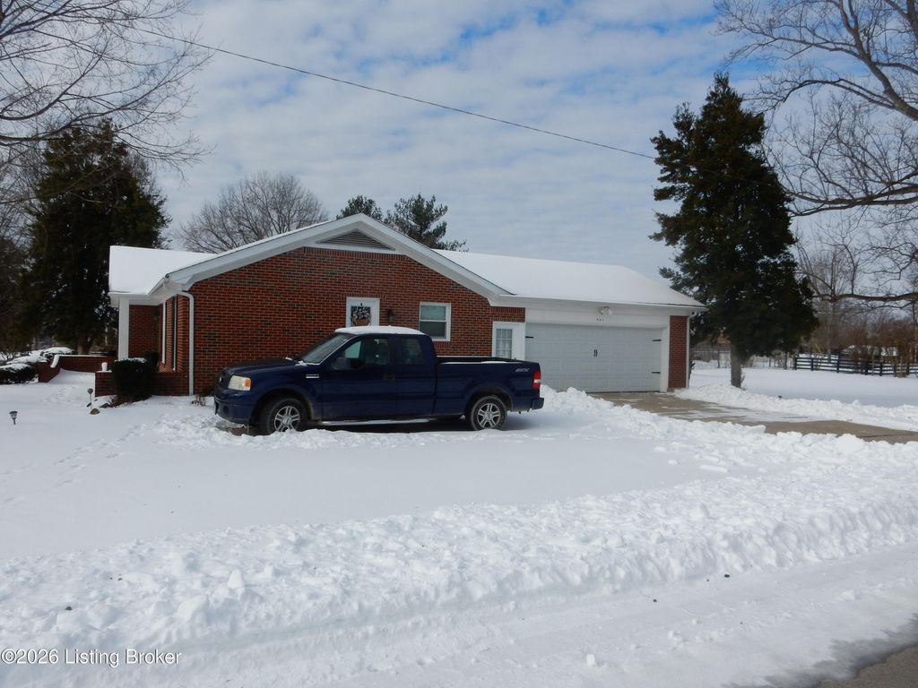 Photo of 461 Tollview Dr, Shepherdsville, KY 40165 (MLS # 1707967)