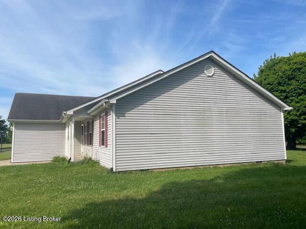 Photo of 2146 Cecilia Smiths Mill Rd, Cecilia, KY 42724 (MLS # 1716240)