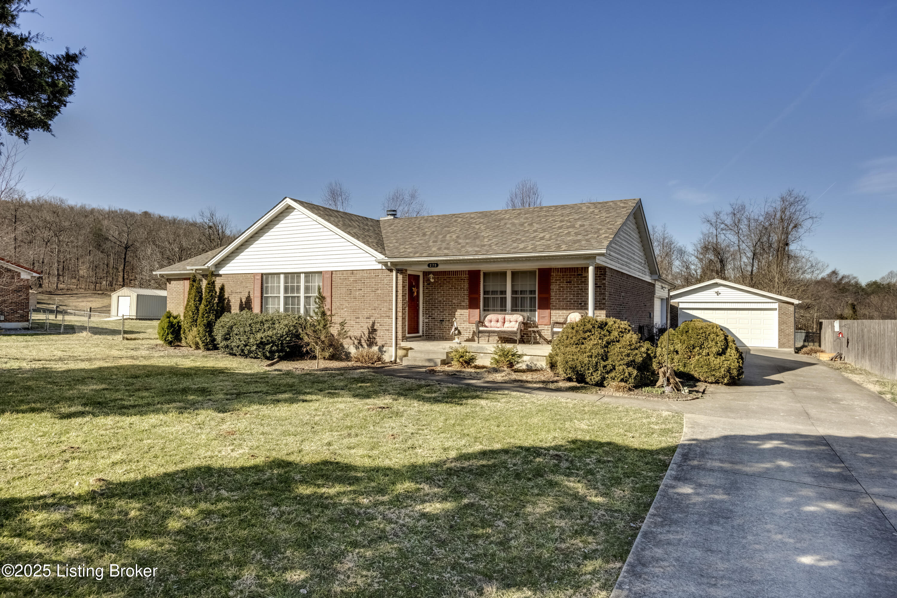 275 Sharon Drive Dr, Shepherdsville, Kentucky image 4