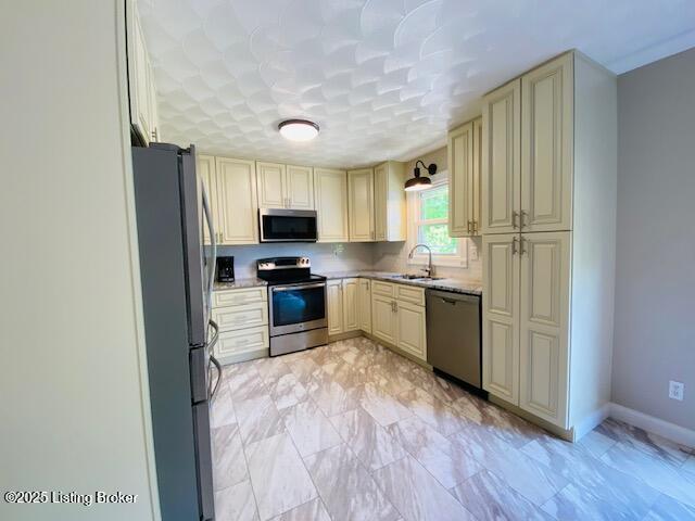 1300 Midway Ln, Springfield, Pennsylvania image 13