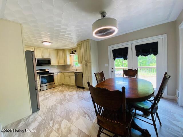 1300 Midway Ln, Springfield, Pennsylvania image 16