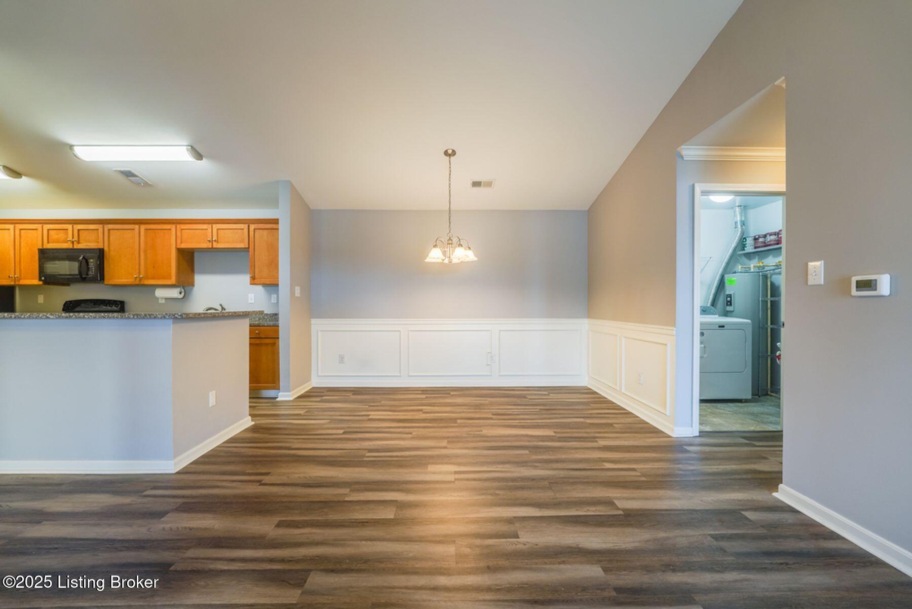 4901 Crossing Spring Way #204, Louisville, Pennsylvania image 10