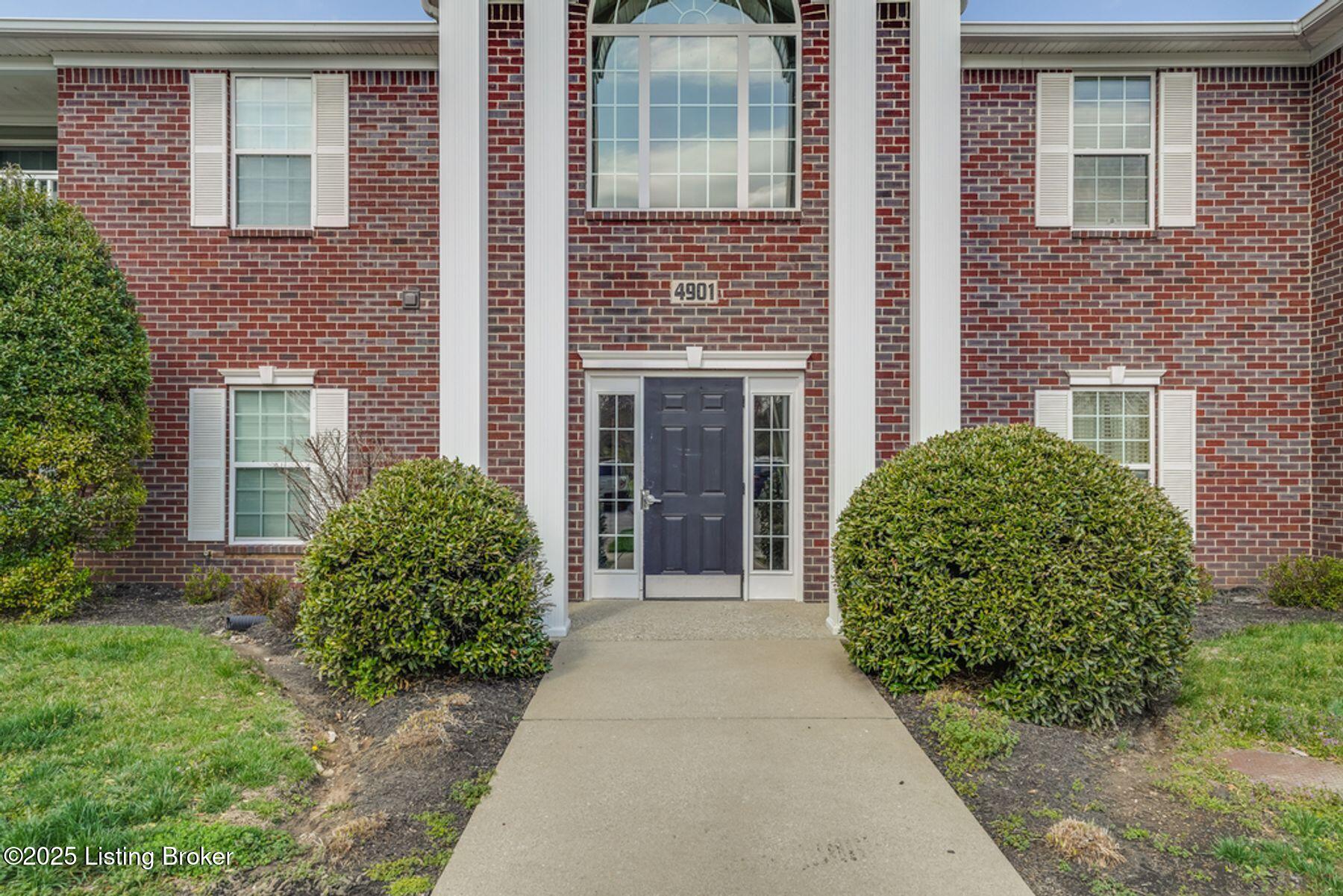 4901 Crossing Spring Way #204, Louisville, Pennsylvania image 3