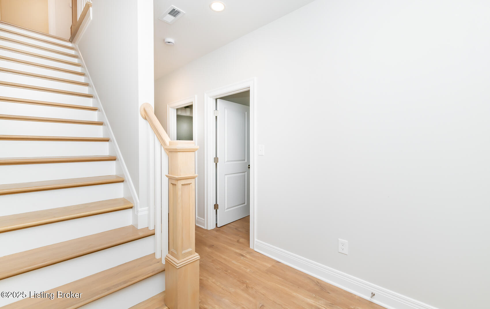 11220 River Beauty Loop, Prospect, Pennsylvania image 5