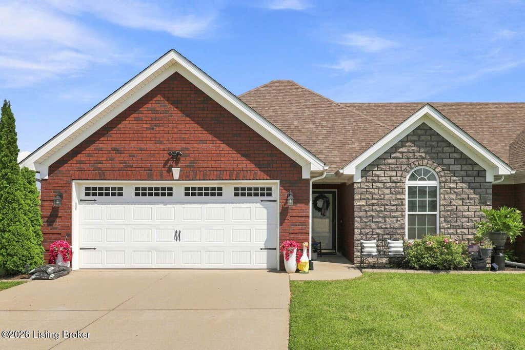 Photo of 104 Sweetspire Dr, Mt Washington, KY 40047 (MLS # 1727280)
