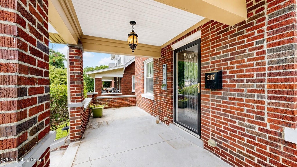 Photo of 2117 Eastview Ave, Louisville, KY 40205 (MLS # 1725380)