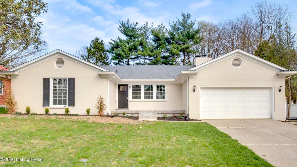 Photo of 4203 Cottagehill Rd, Jeffersontown, KY 40299 (MLS # 1712598)