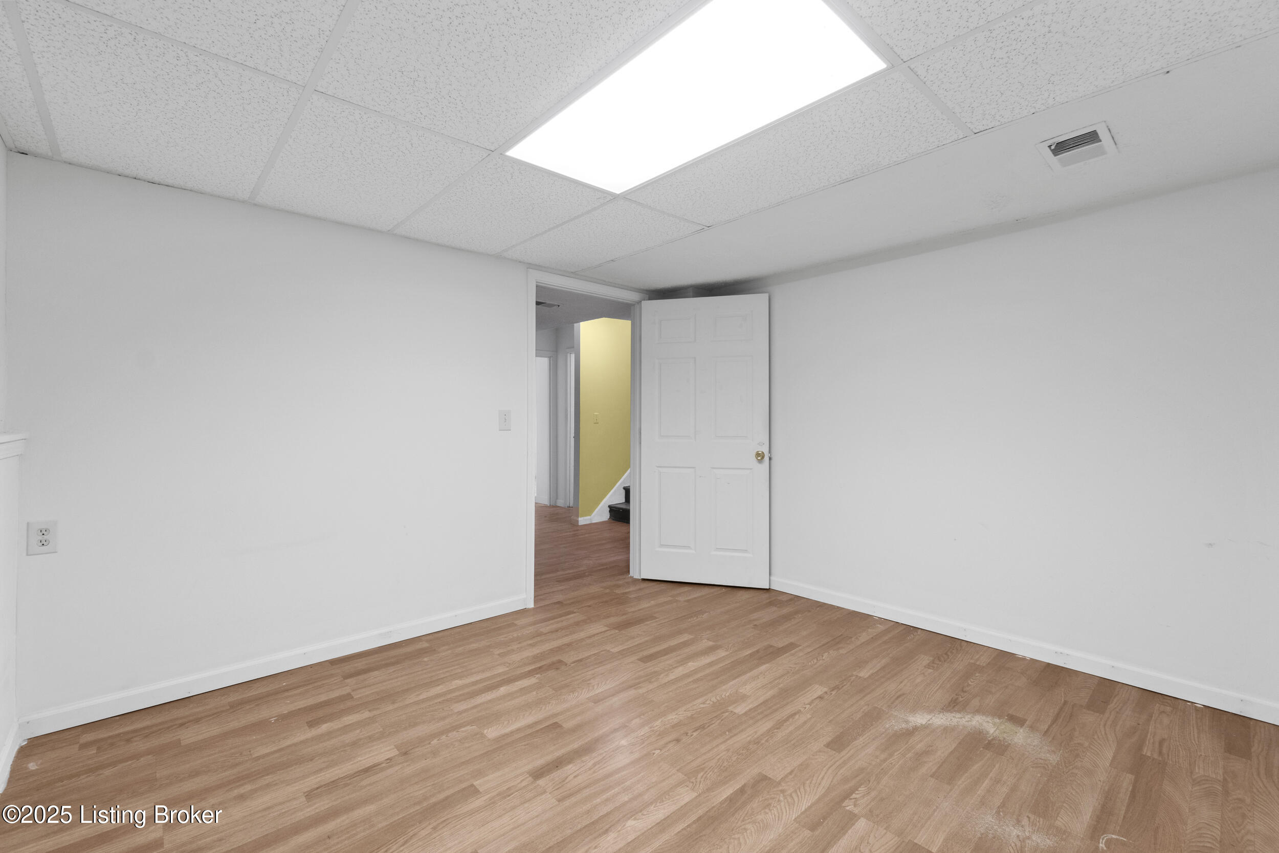 9721 Chapel Hill Rd, Louisville, Kentucky image 27
