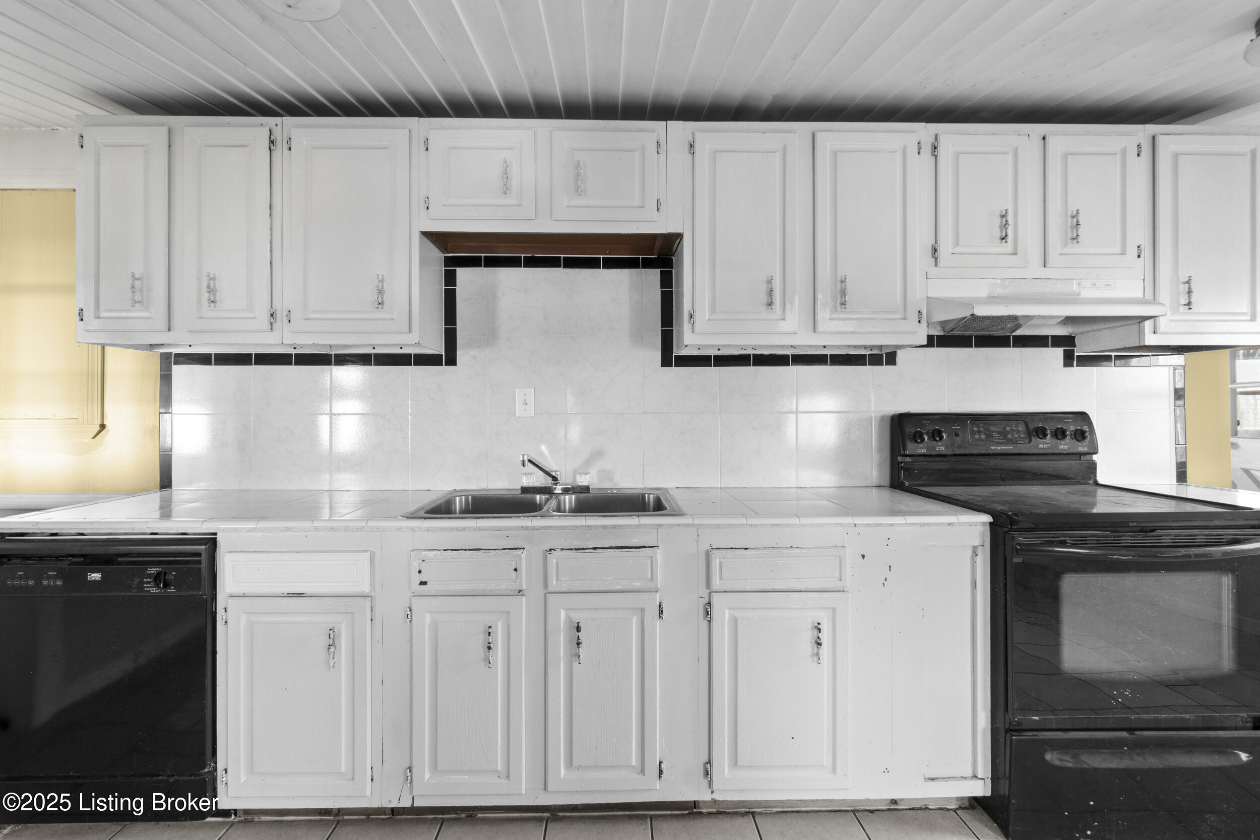 9721 Chapel Hill Rd, Louisville, Kentucky image 9