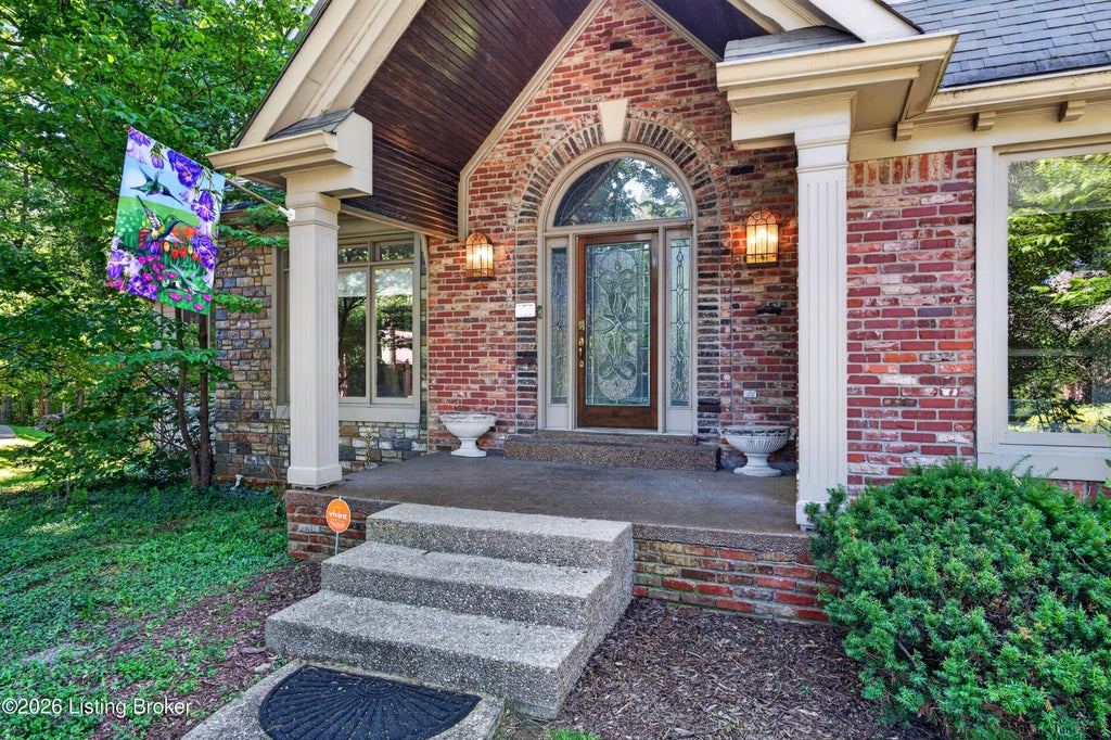 Photo of 14610 Woodstream Pl, Louisville, KY 40245 (MLS # 1727562)