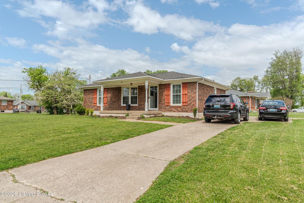Photo of 416 Rogers Ave, Louisville, KY 40229 (MLS # 1715490)