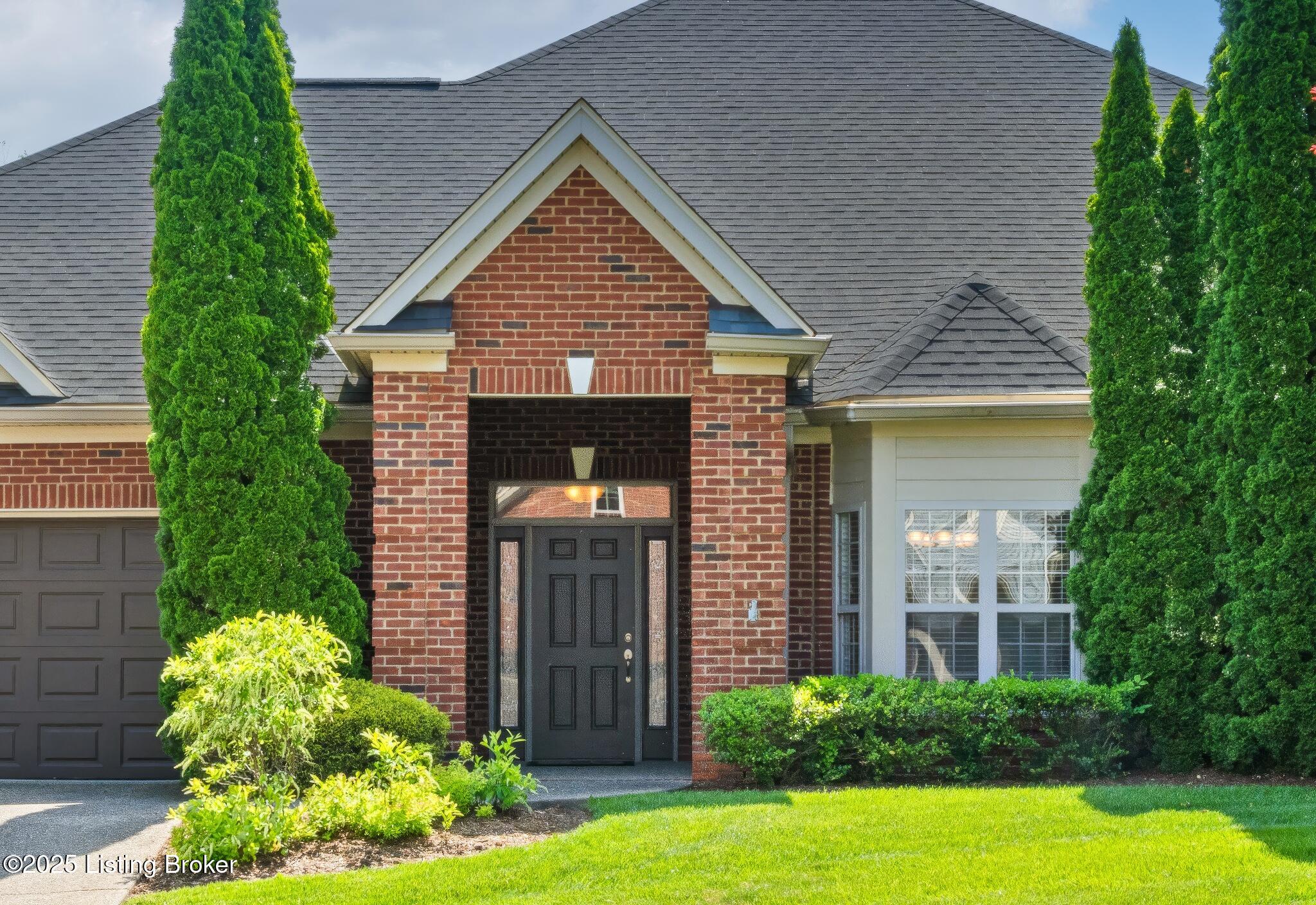 2439 Tradition Cir, Louisville, Kentucky image 2