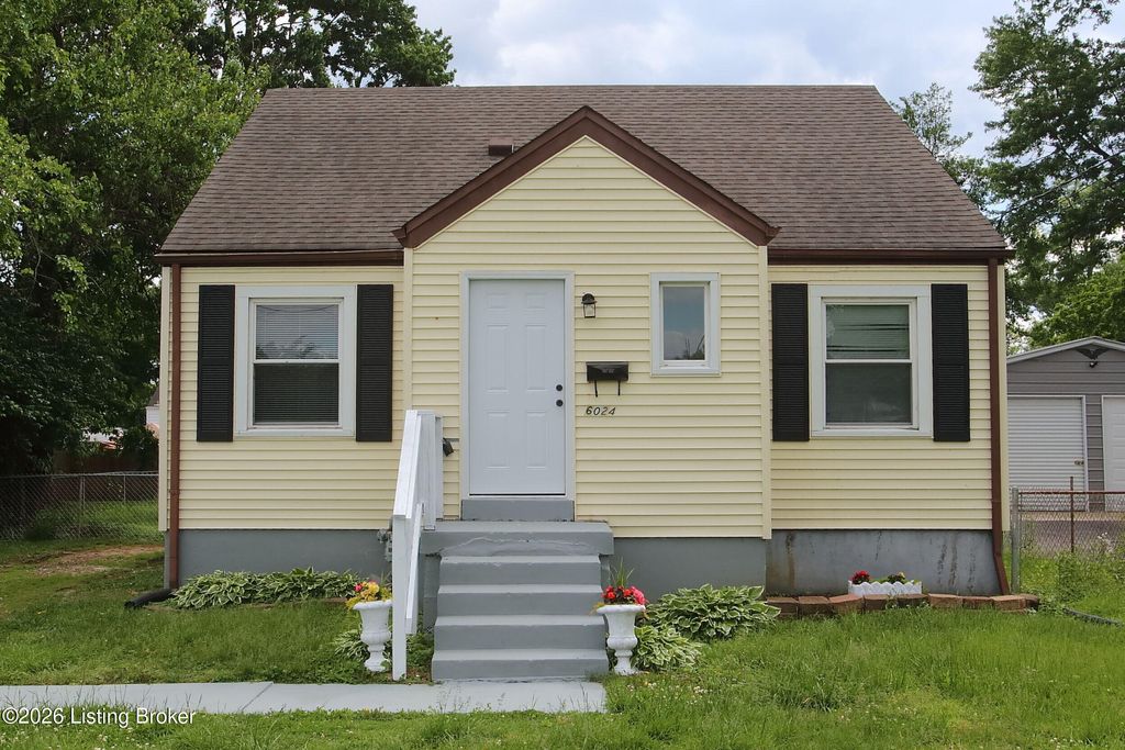 Photo of 6024 Lewis Way, Louisville, KY 40272 (MLS # 1716140)