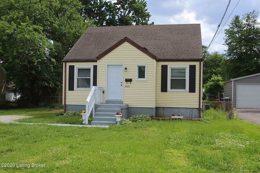 Photo of 6024 Lewis Way, Louisville, KY 40272 (MLS # 1716140)