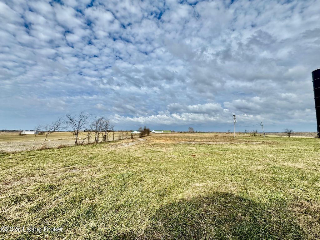 Photo of 1656-5 Old Perryville Loop, Springfield, KY 40069 (MLS # 1706710)
