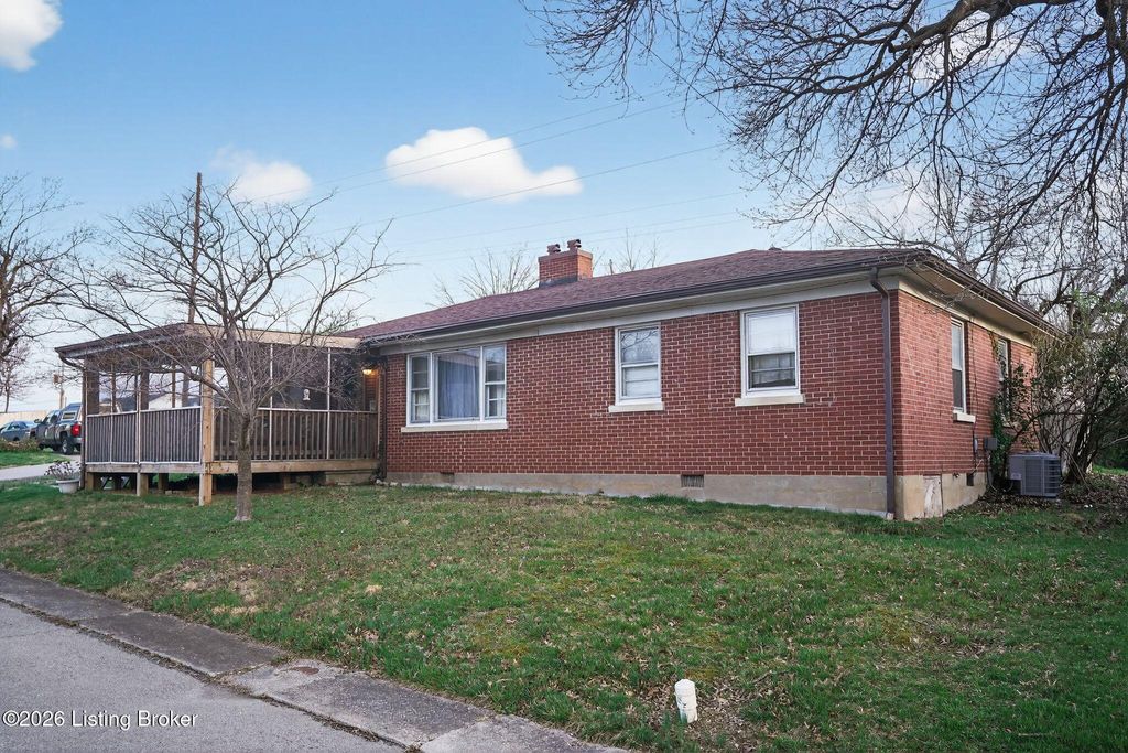 Photo of 101 McWhorter Ct, Richmond, KY 40475 (MLS # 1711708)