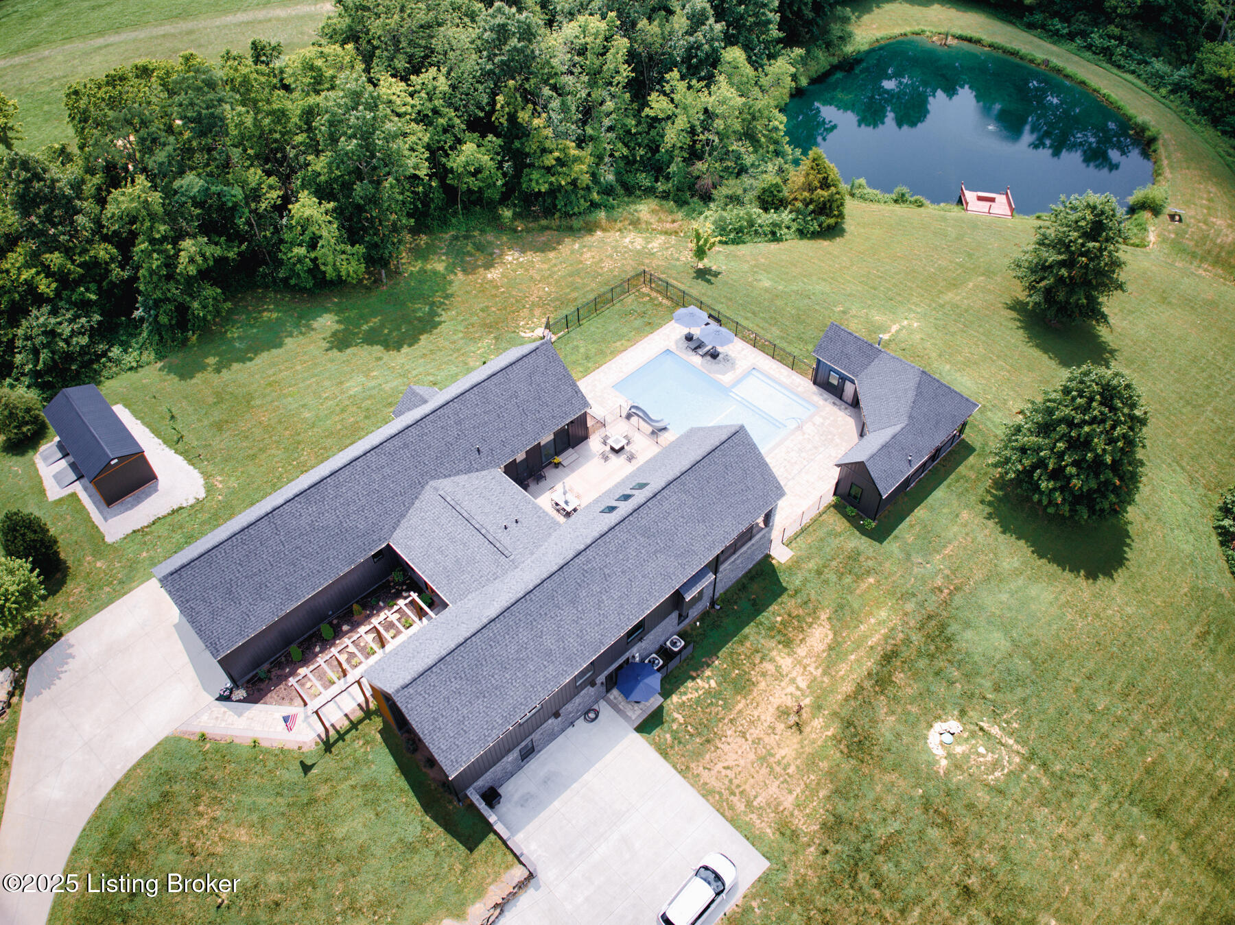 Taylorsville, Kentucky, 40071, United States, 4 Bedrooms Bedrooms, ,5 BathroomsBathrooms,Residential,Active,2014178