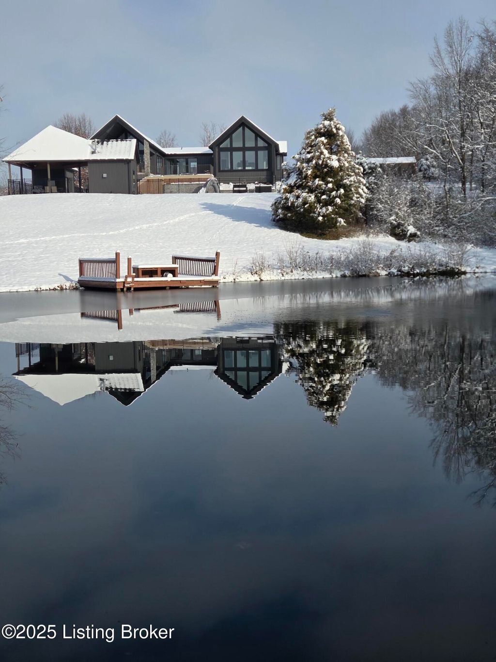 Photo of 199 Allen Place East, Taylorsville, KY 40071 (MLS # 1708166)