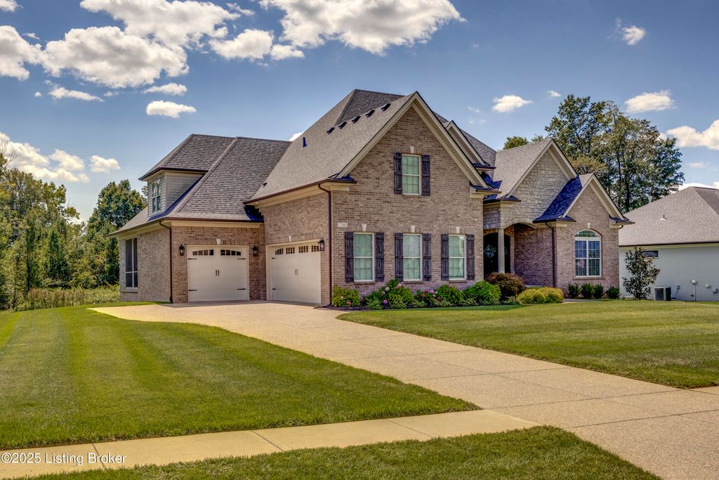 Photo of 12406 Poplar Woods Dr, Goshen, KY 40026 (MLS # 1697742)