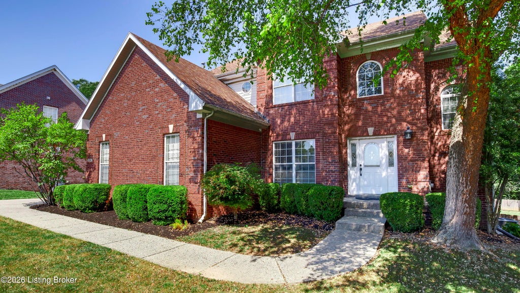 Photo of 4547 Cherry Forest Cir, Louisville, KY 40245 (MLS # 1728356)