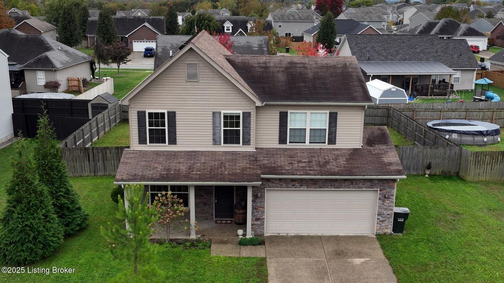 Photo of 291 Golden Wing Rd, Mt Washington, KY 40047 (MLS # 1702370)