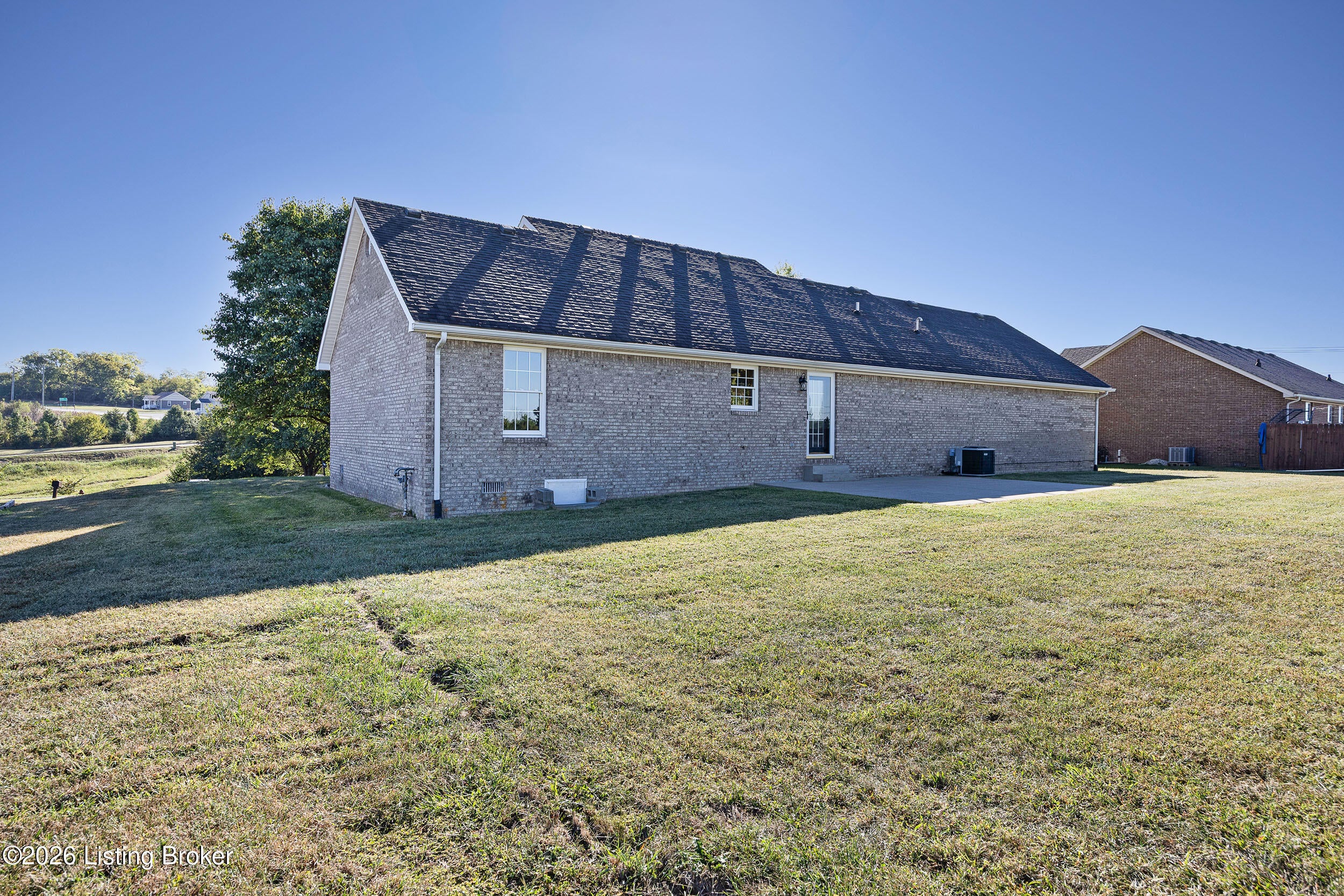 104 Glenview Dr