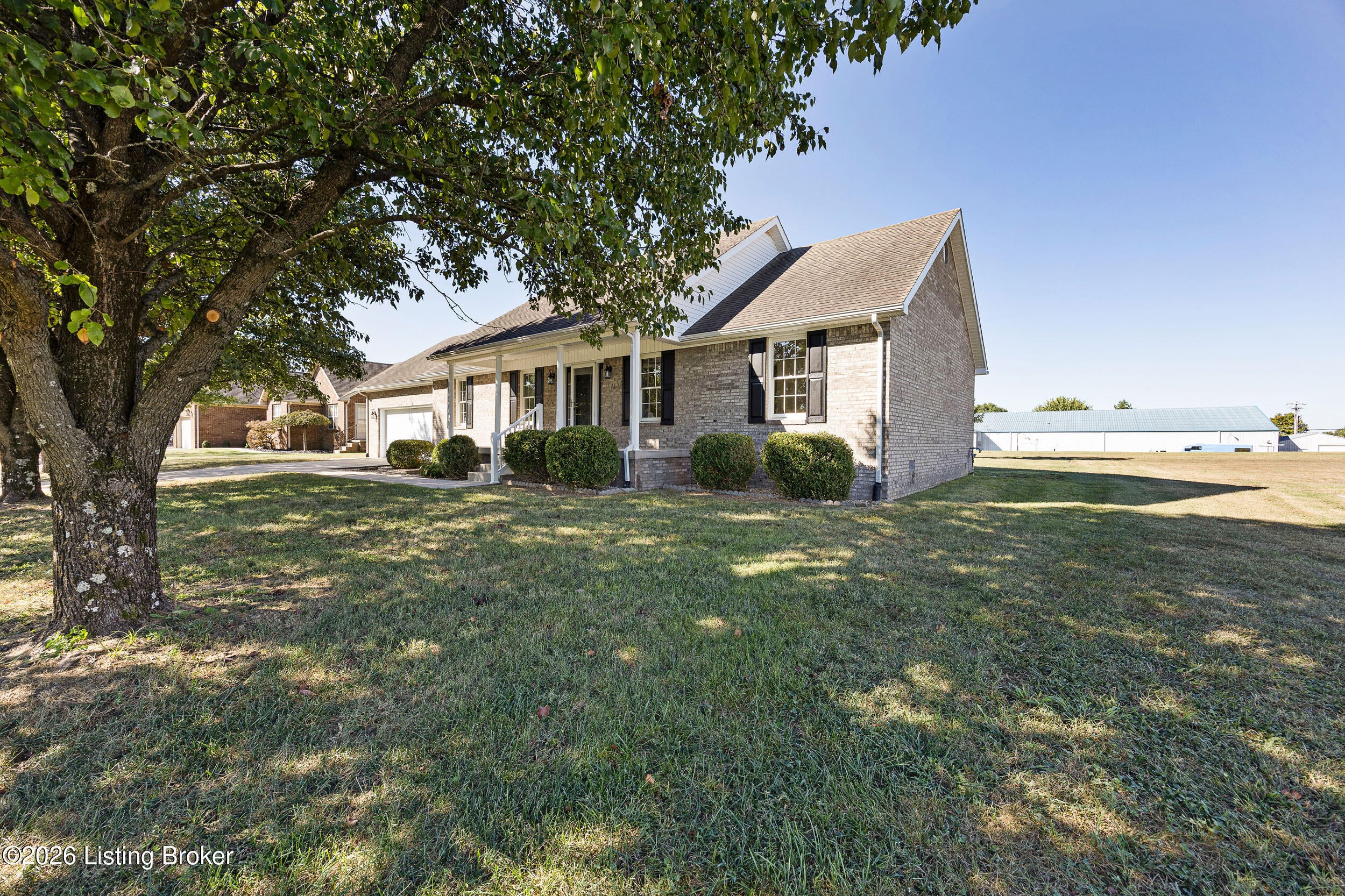 104 Glenview Dr