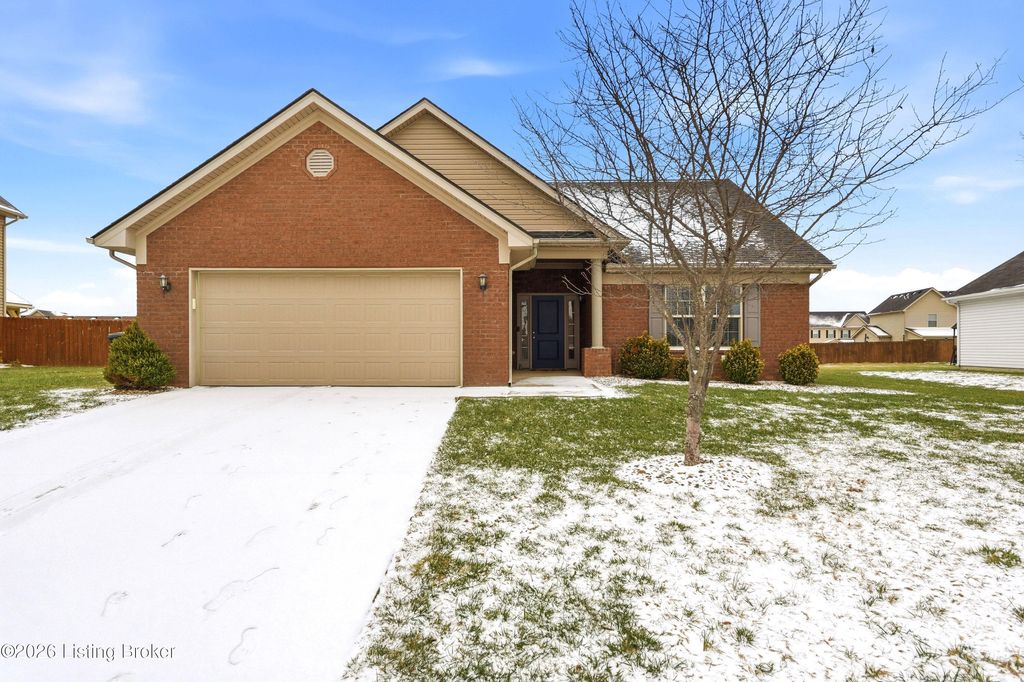 Photo of 524 Golden Wing Rd, Mt Washington, KY 40047 (MLS # 1707993)