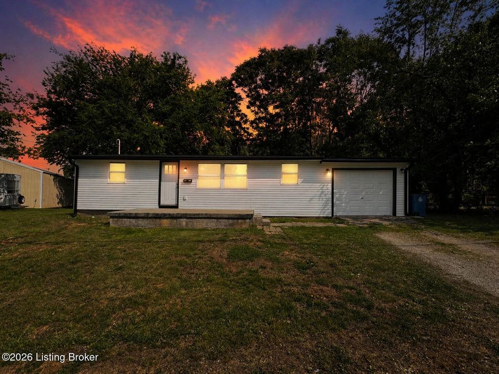 Photo of 1107 Woodale Rd, Brandenburg, KY 40108 (MLS # 1715577)